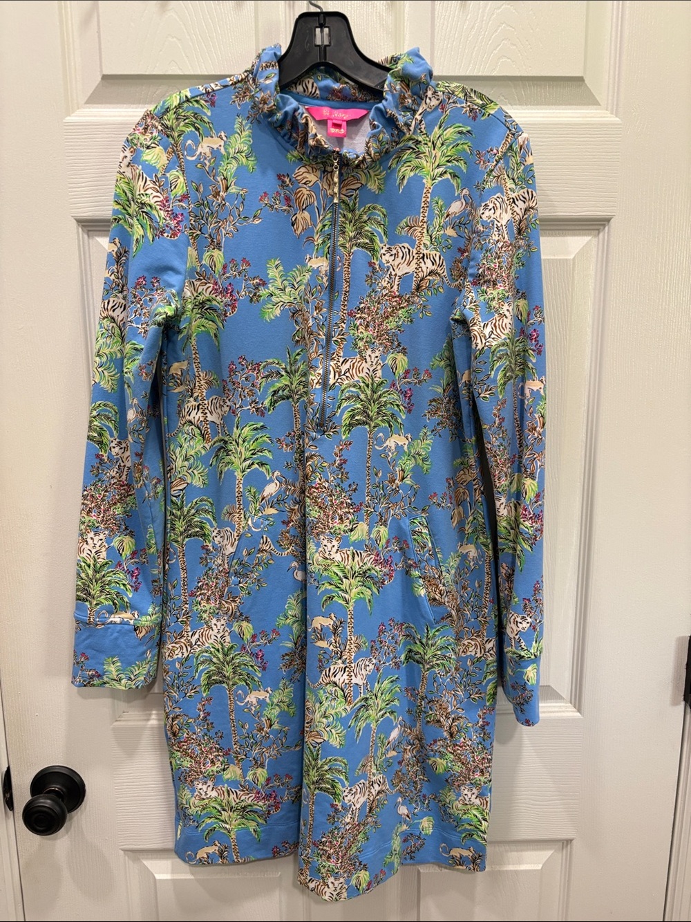 Lilly Pulitzer UPF 50+ Skipper Dress SZ MED Blue Thistle Tiger Queen Like New!